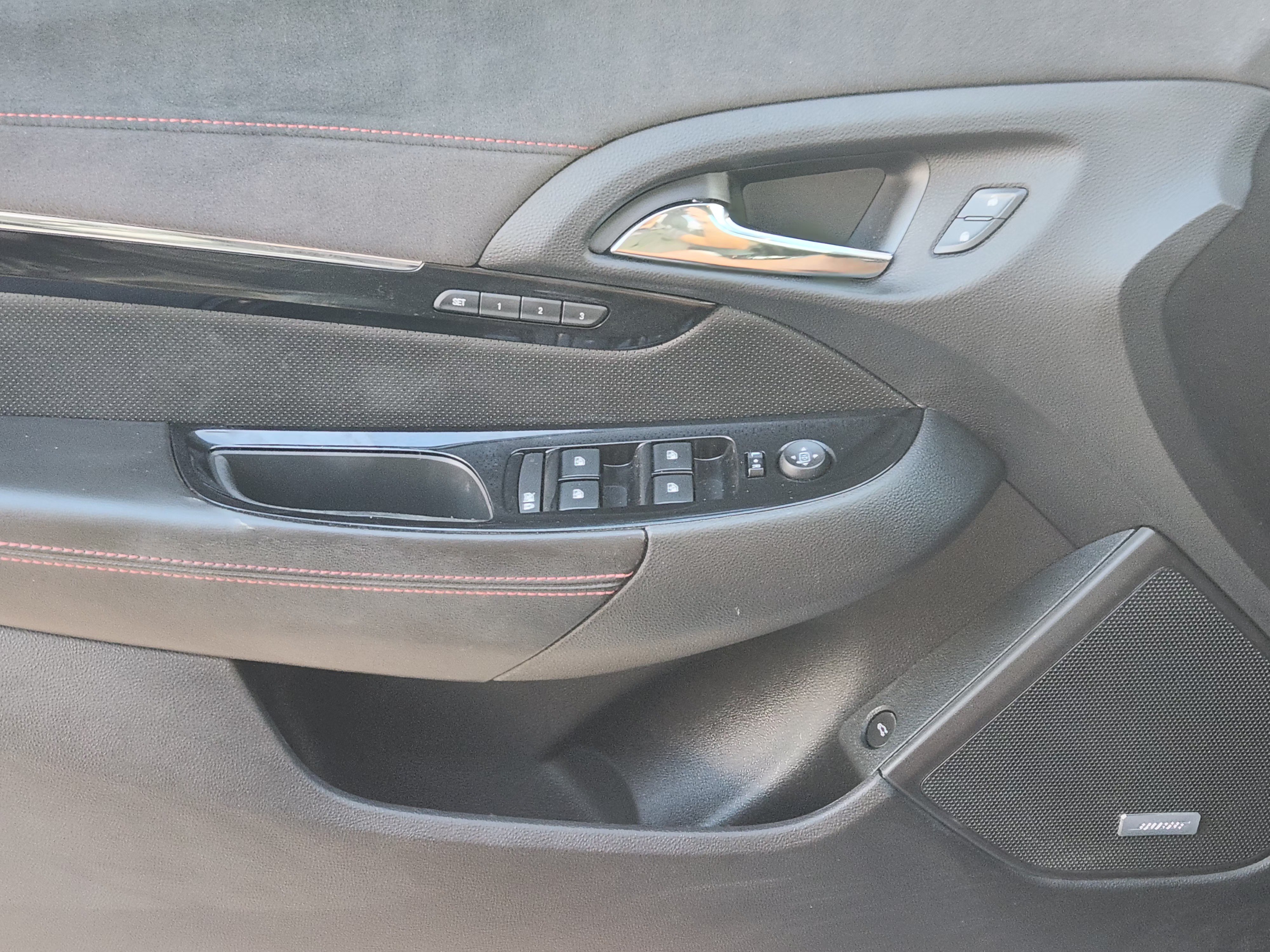 Used 2014 Chevrolet SS RWD image 23