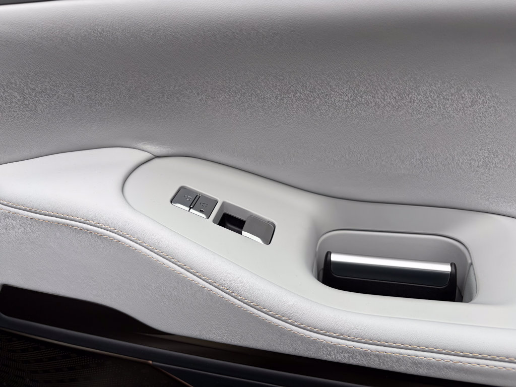 New 2027 Lincoln Navigator Black Label AWD/4WD image 48