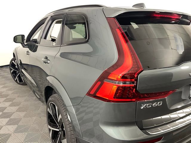 New 2026 Volvo XC60 T8 Ultra image 35