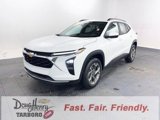 Used 2025 Chevrolet Trax LT