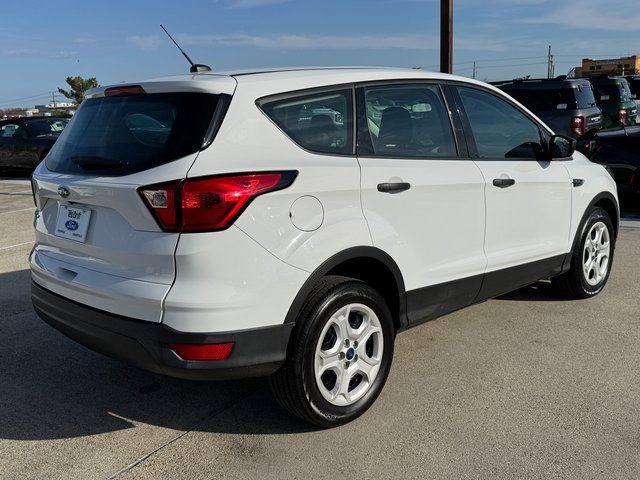 Certified 2019 Ford Escape S image 8