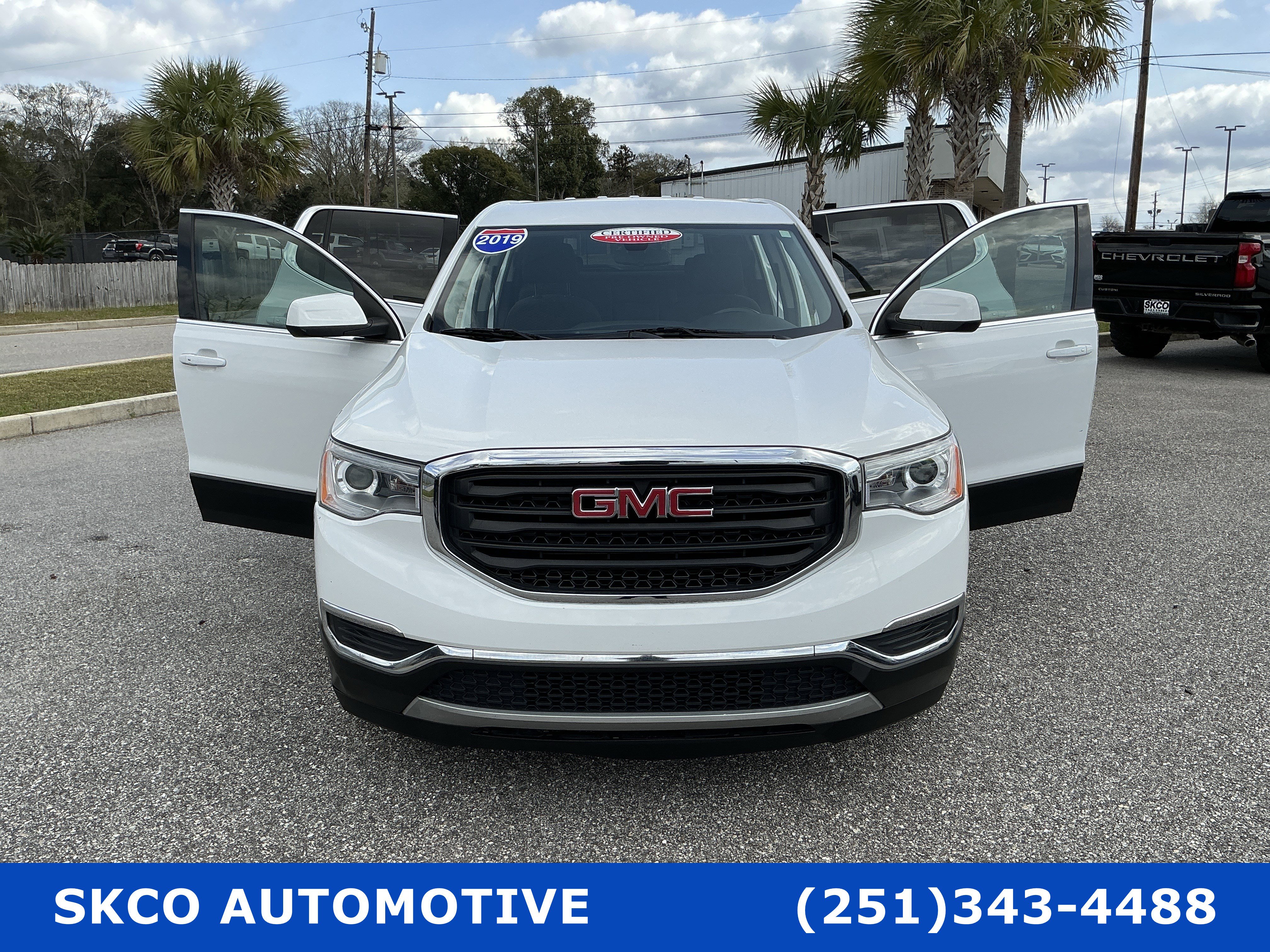 Used 2019 GMC Acadia SLE image 30