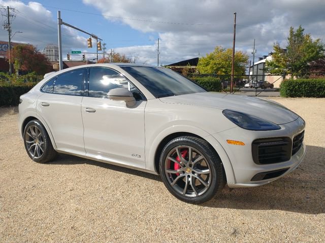 Used 2022 Porsche Cayenne GTS image 26