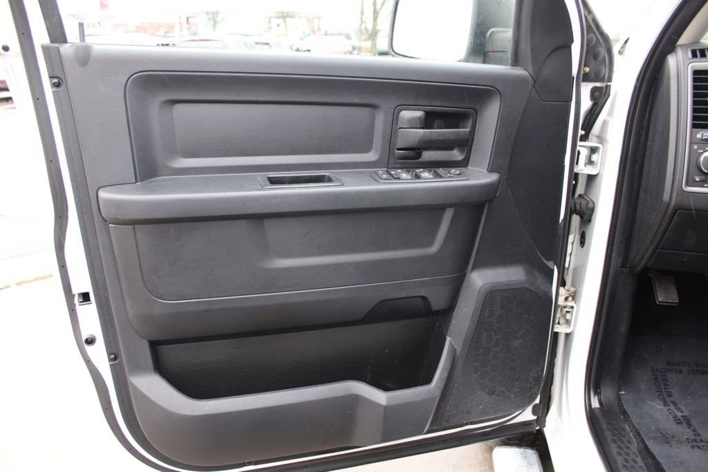 Used 2016 RAM 1500 Express image 18