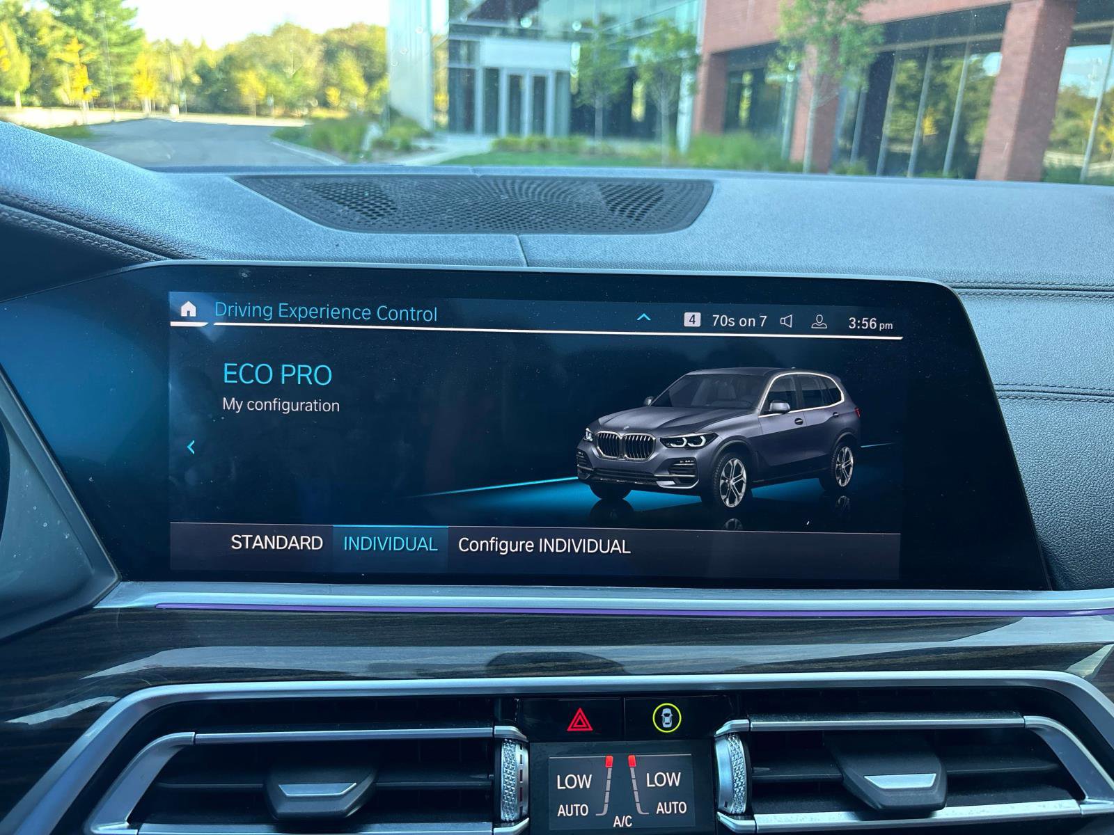 Used 2020 BMW X5 xDrive40i w/ Premium Package image 30