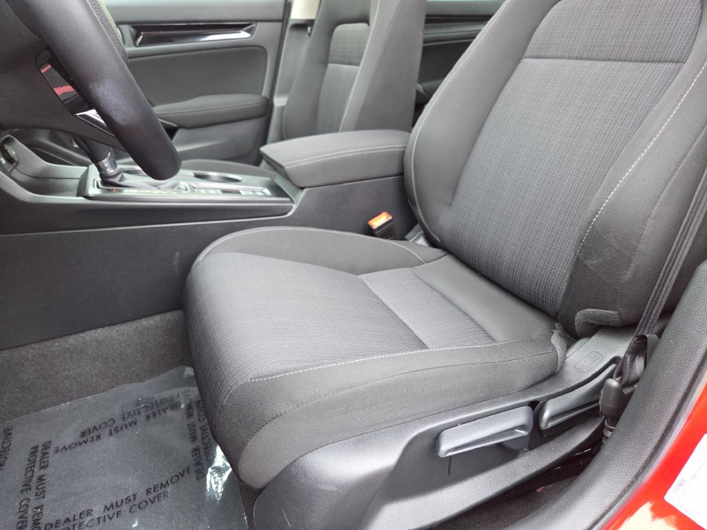 Certified 2024 Honda Civic EX image 31
