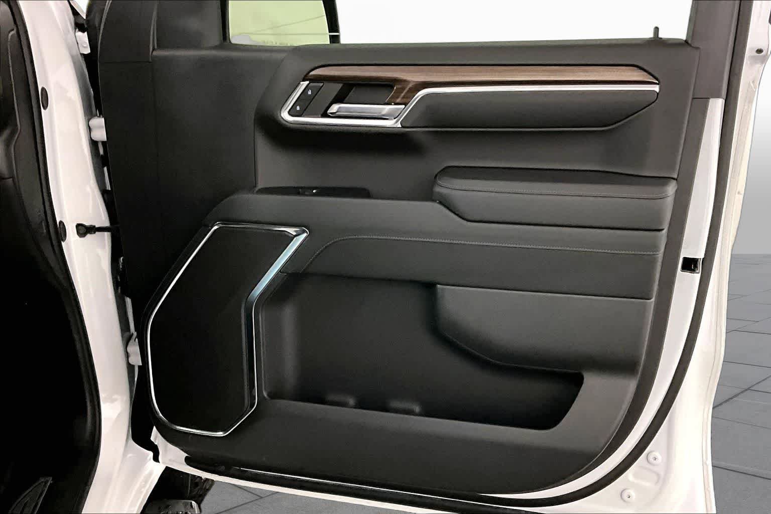 Certified 2024 Chevrolet Silverado 1500 LT AWD/4WD image 22