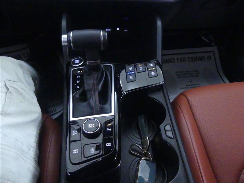 Used 2024 Kia Sportage SX image 19