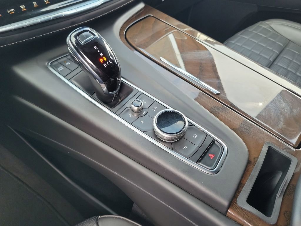 Certified 2023 Cadillac Escalade Sport Platinum w/ LPO, ONYX Package image 15