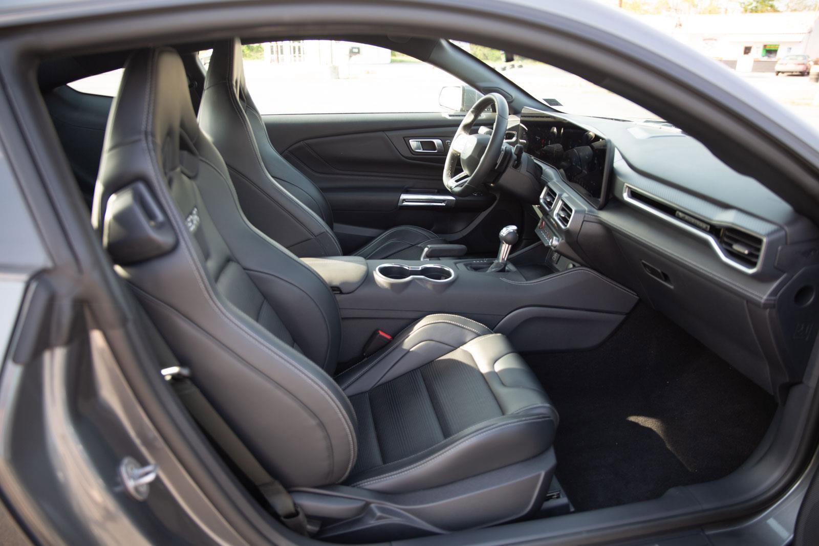 Used 2025 Ford Mustang GT Premium w/ GT Performance Package RWD image 24