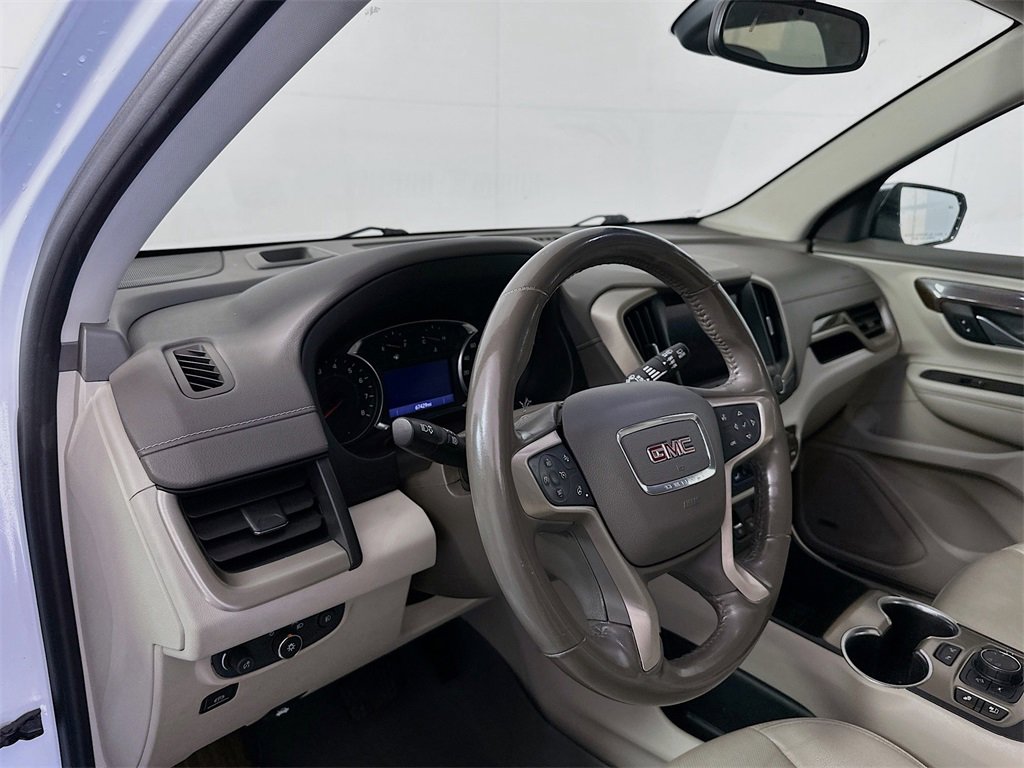 Used 2020 GMC Terrain Denali w/ Denali Premium Package image 9