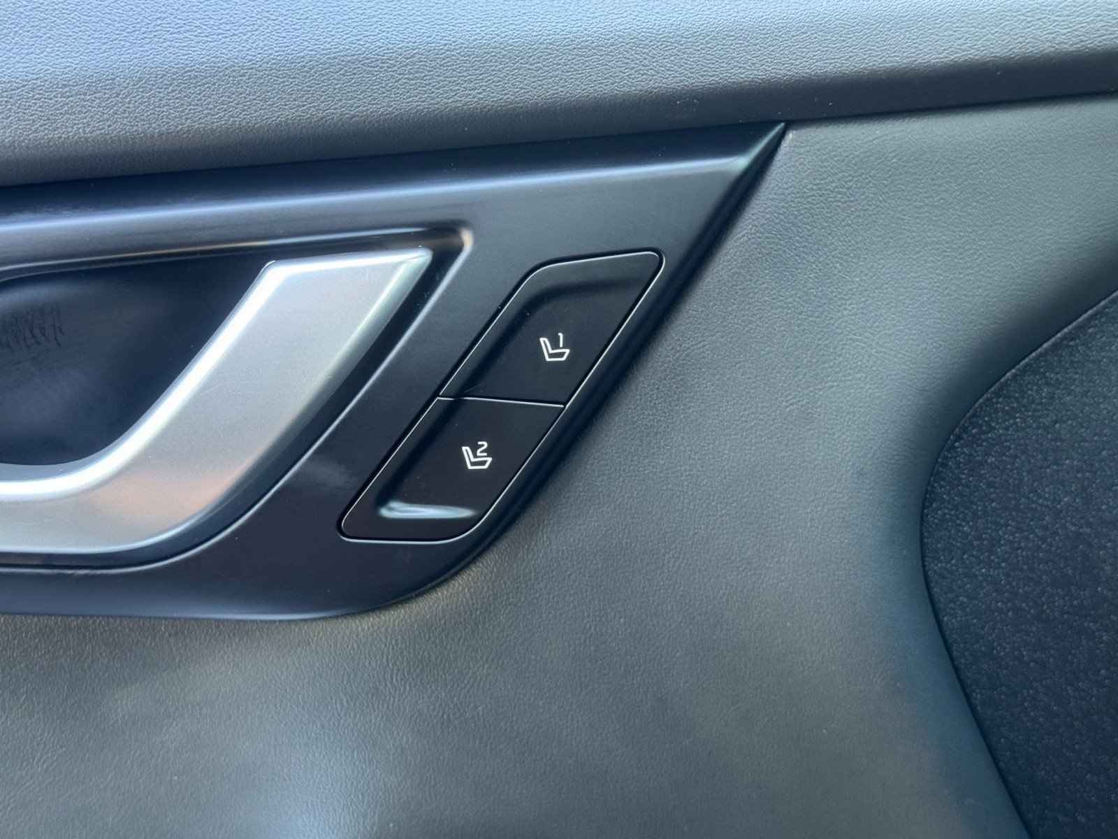 Used 2023 Kia EV6 Wind w/ Wind Technology Package image 17