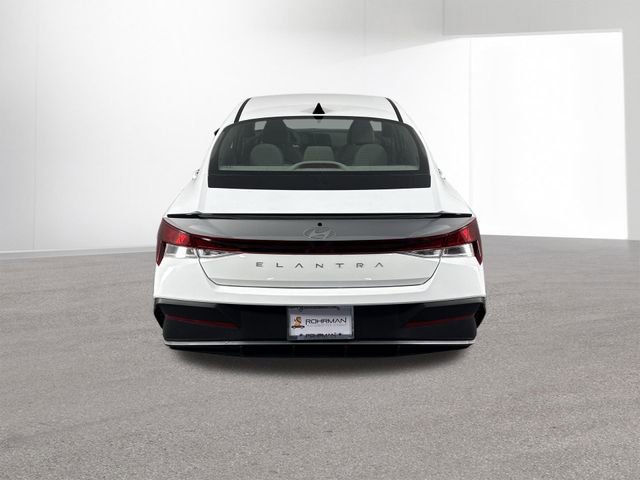 Used 2025 Hyundai Elantra Sport FWD image 40