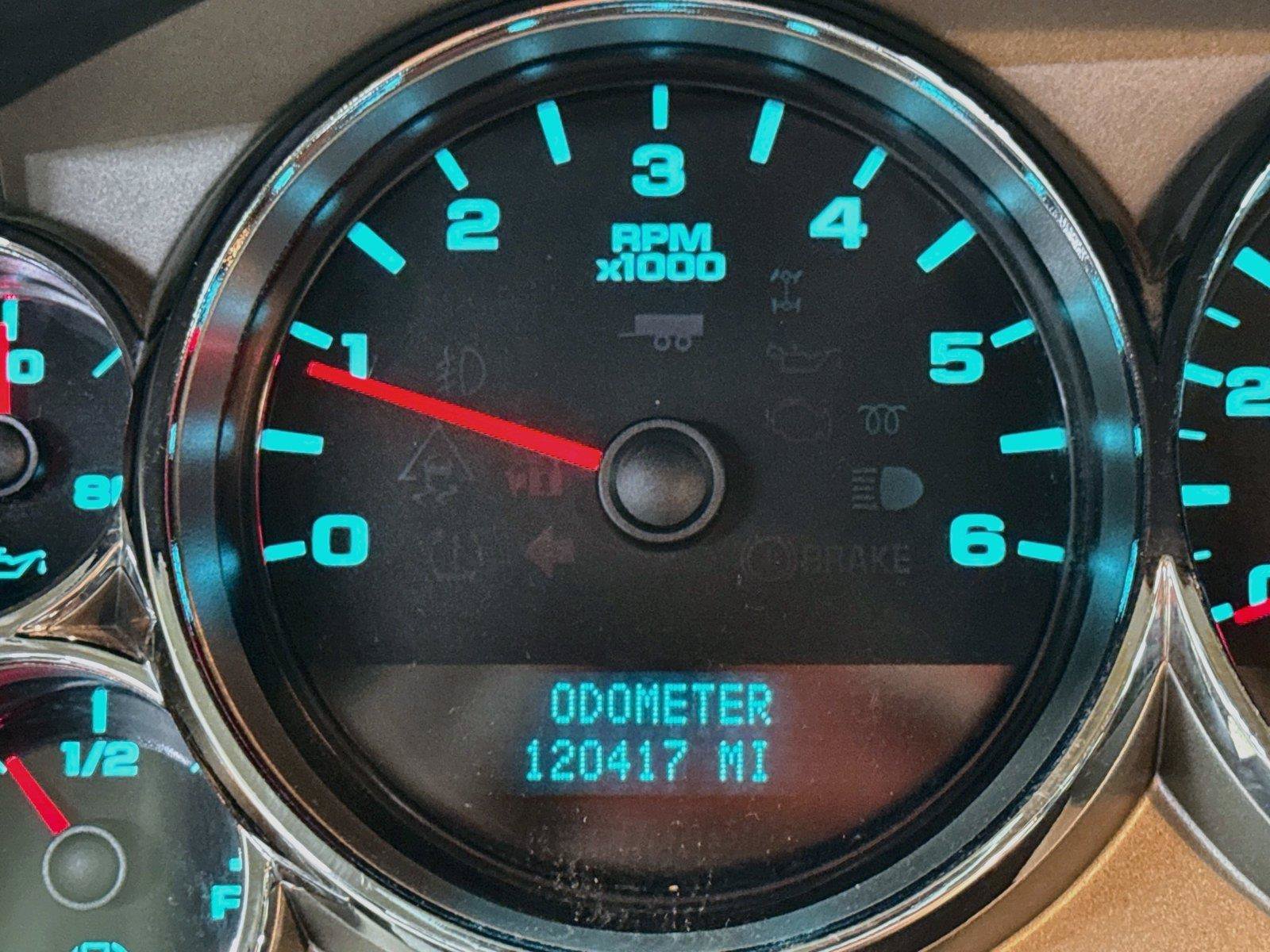 Used 2009 Chevrolet Silverado 2500 W/T AWD/4WD image 6