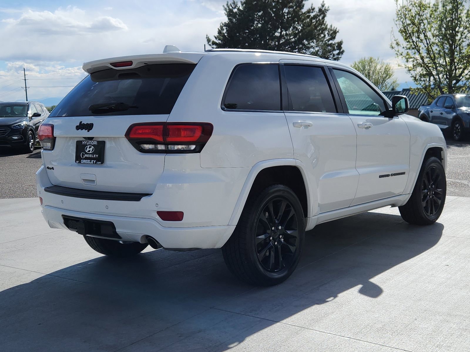 Used 2021 Jeep Grand Cherokee Laredo X AWD/4WD image 5