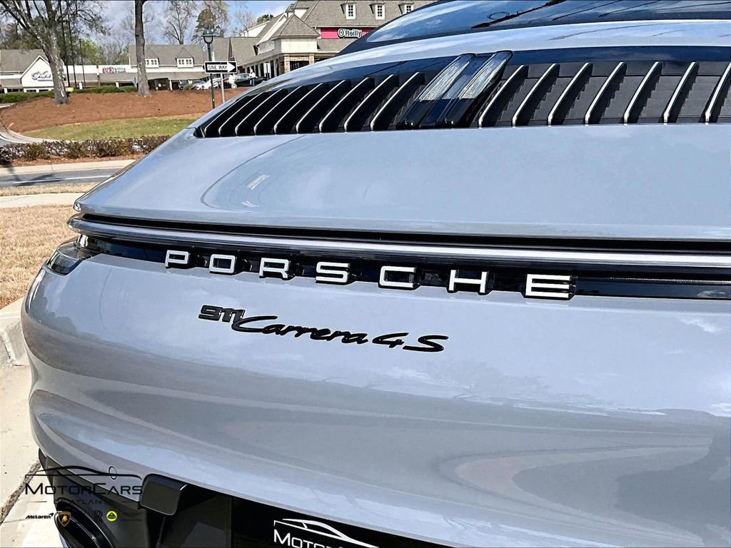 Used 2024 Porsche 911 Carrera 4S AWD/4WD image 15