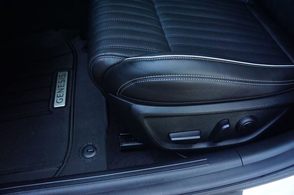 Certified 2026 Genesis G70 2.5T Prestige image 16