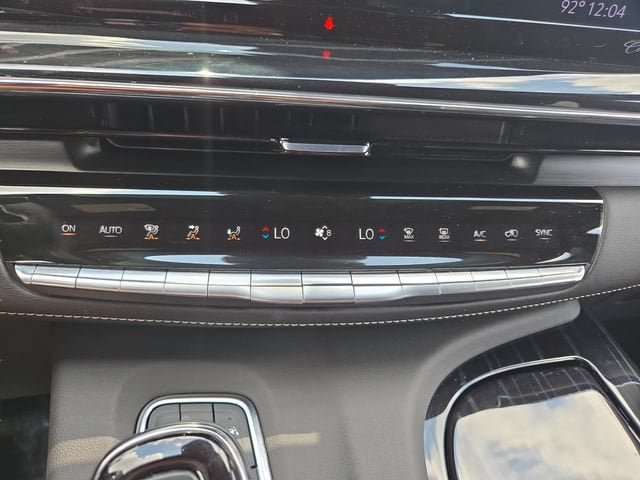 Certified 2024 Cadillac Escalade Sport w/ LPO, ONYX Package AWD/4WD image 31