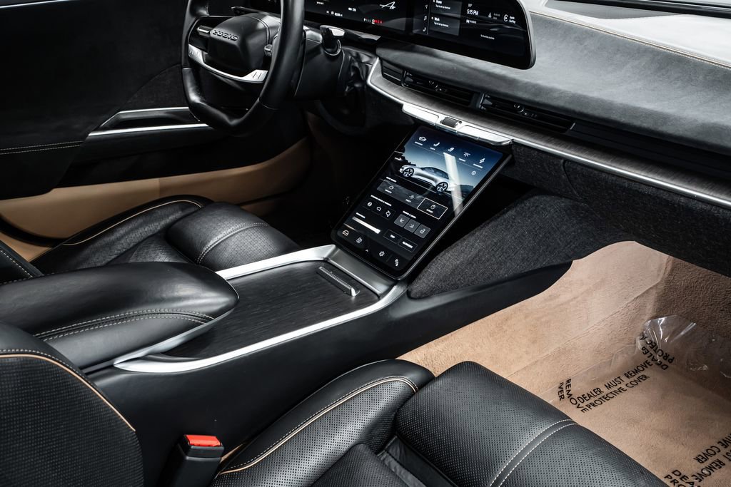 Used 2022 Lucid Air Grand Touring image 28