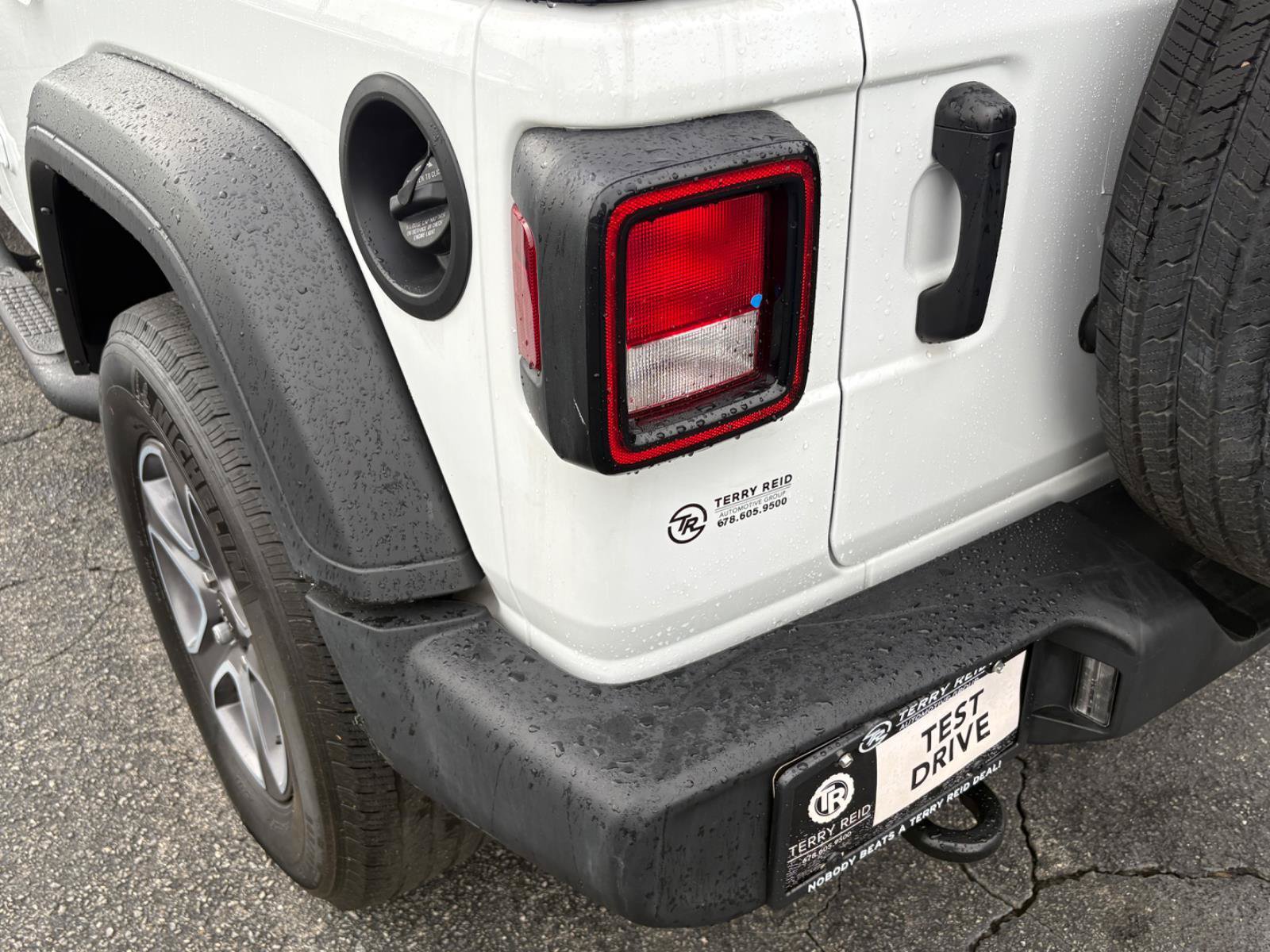Used 2022 Jeep Wrangler Unlimited Sport AWD/4WD image 11
