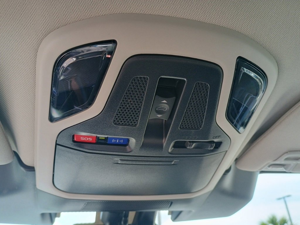 Certified 2025 Subaru Outback Touring image 32