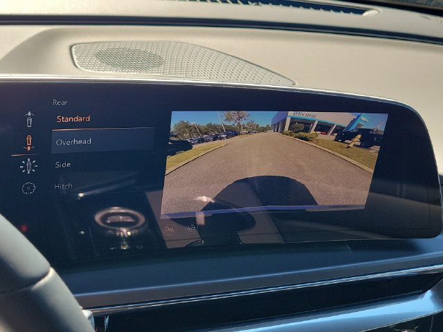 Certified 2024 Cadillac Lyriq Tech w/ Driver Assist Package AWD/4WD image 31