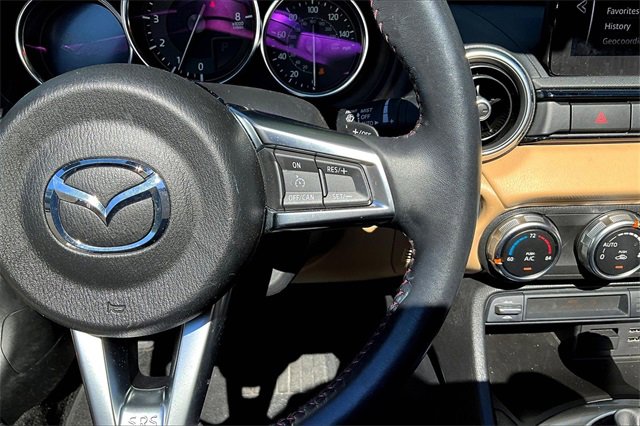 Used 2019 MAZDA MX-5 Miata RF Grand Touring image 10