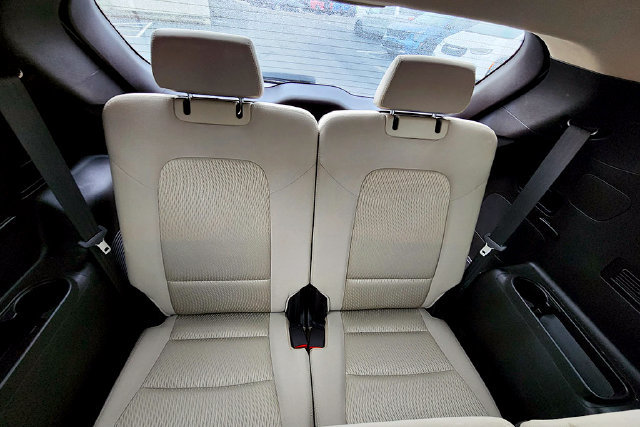 Used 2017 Hyundai Santa Fe SE AWD/4WD image 19