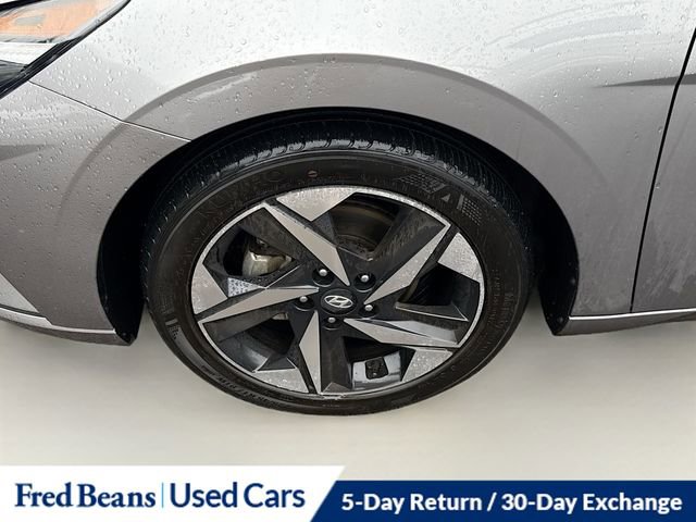 Used 2023 Hyundai Elantra SEL w/ Convenience Package image 31