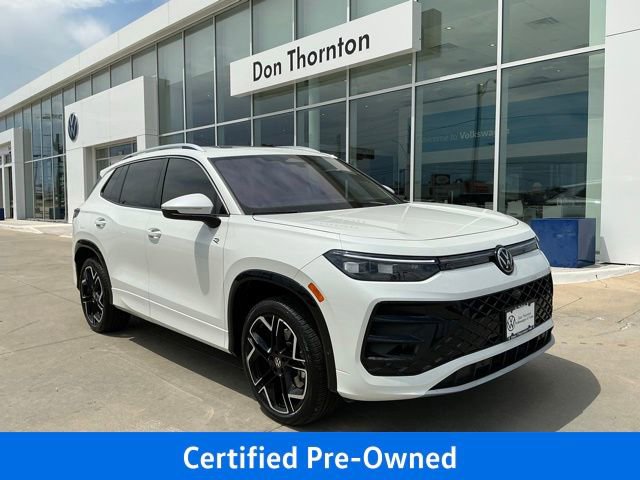 Used 2025 Volkswagen Tiguan SEL R-Line AWD/4WD image 1