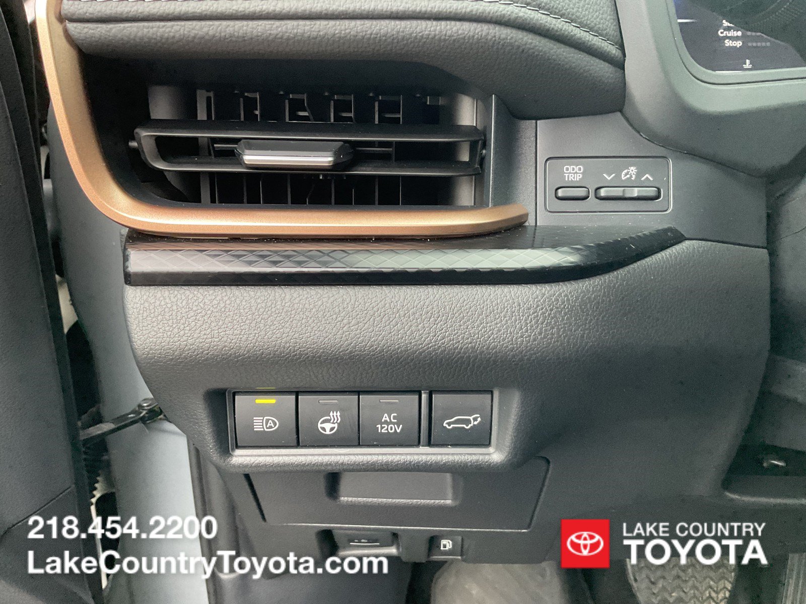 Used 2025 Toyota Grand Highlander AWD Hybrid image 36