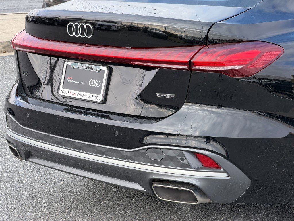 Used 2025 Audi A5 2.0T Premium Plus w/ Premium Plus image 12