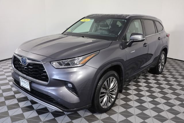 Used 2021 Toyota Highlander Platinum AWD/4WD image 4