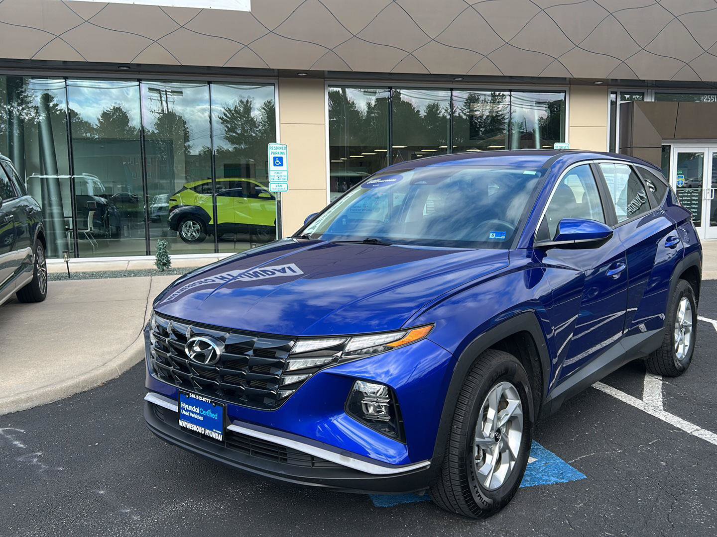 Used 2022 Hyundai Tucson SE AWD/4WD image 1