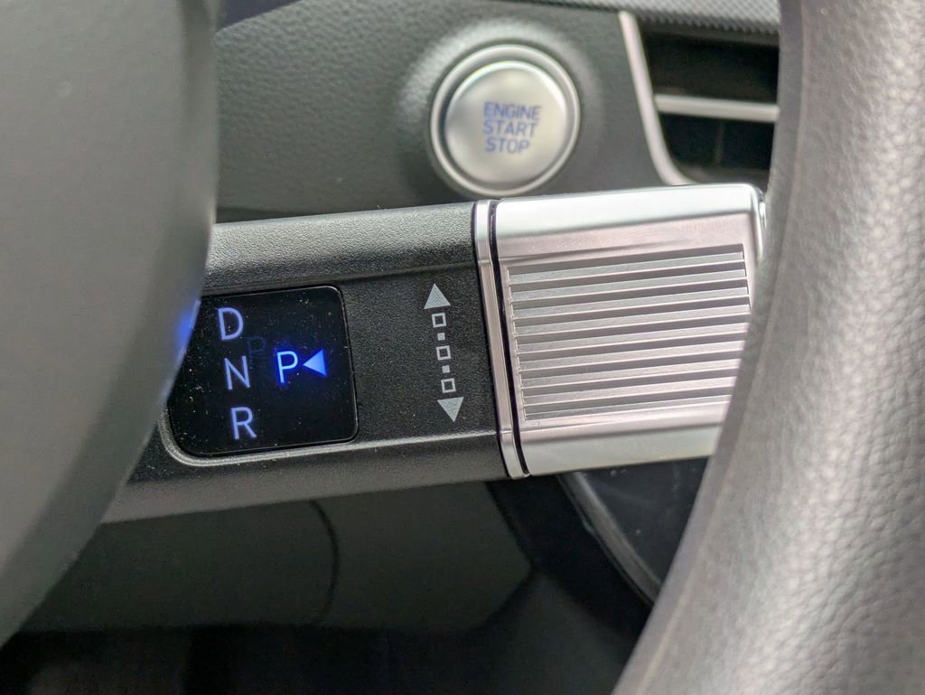 Used 2025 Hyundai Sonata SEL image 17