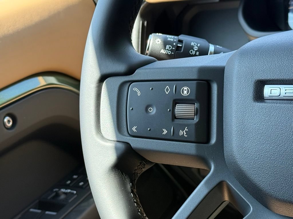 New 2026 Land Rover Defender 110 S AWD/4WD image 17