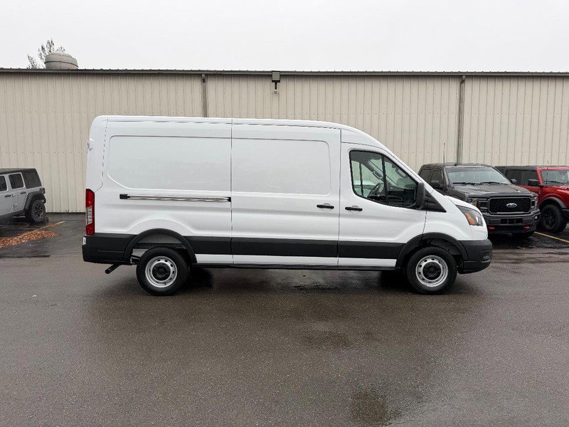 New 2026 Ford Transit 250 148 Medium Roof RWD image 4