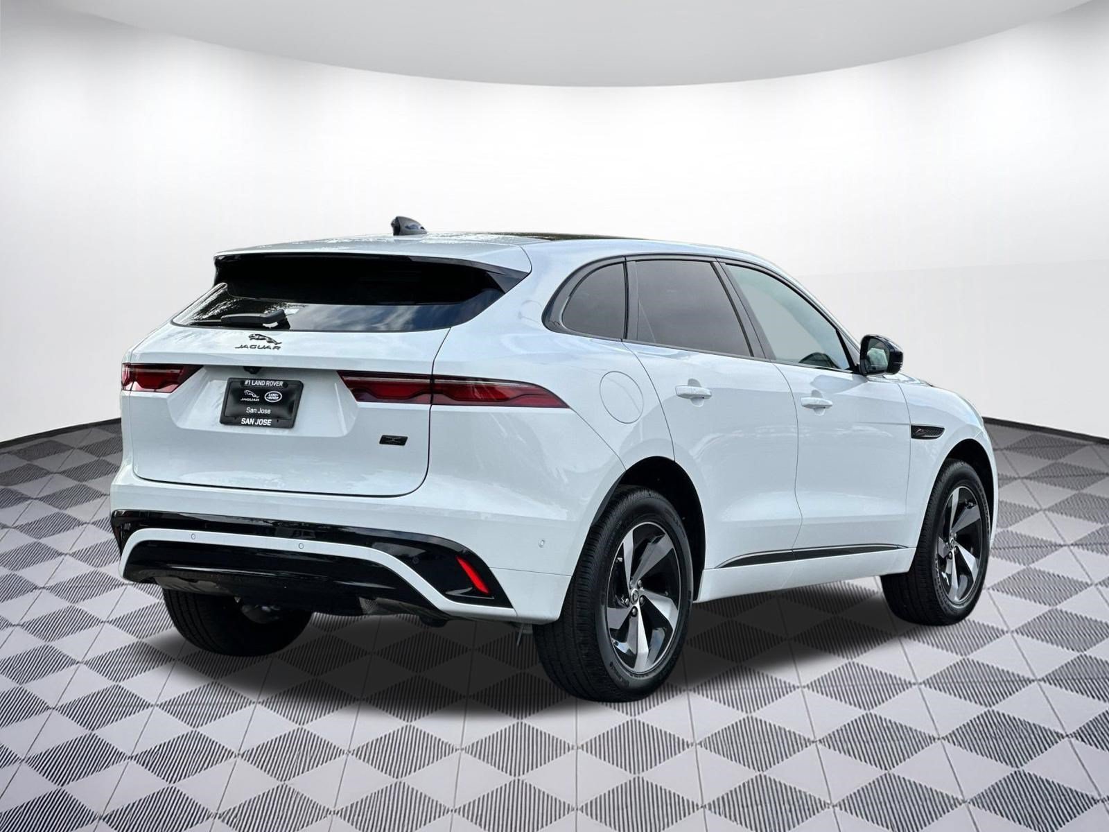 New 2026 Jaguar F-PACE R-Dynamic S AWD/4WD image 9