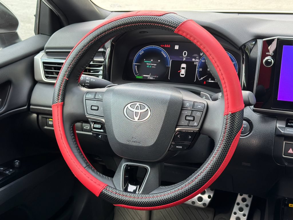 Used 2025 Toyota Camry XSE FWD image 28