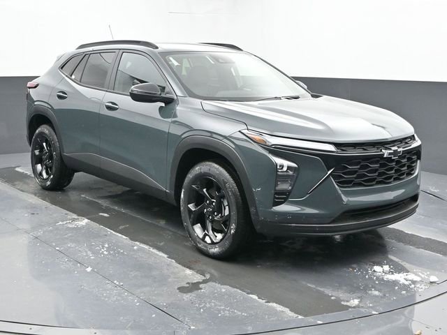 New 2026 Chevrolet Trax LT w/ Driver Confidence Package image 2