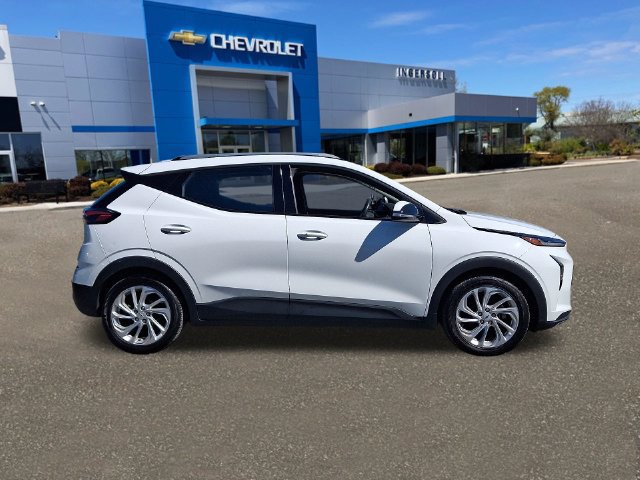 Used 2023 Chevrolet Bolt EUV LT FWD image 24
