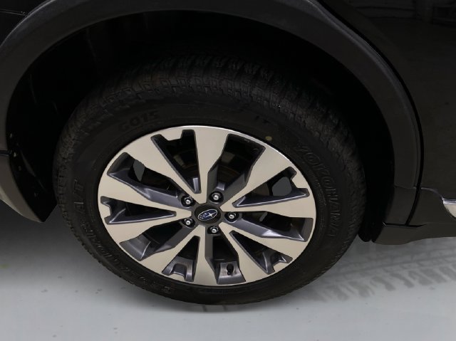 Used 2018 Subaru Outback 3.6R Touring w/ Protection Package #1 AWD/4WD image 18