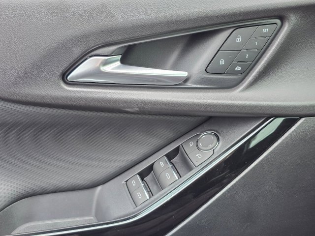 New 2027 Chevrolet Equinox RS w/ Safety and Technology Package AWD/4WD image 34