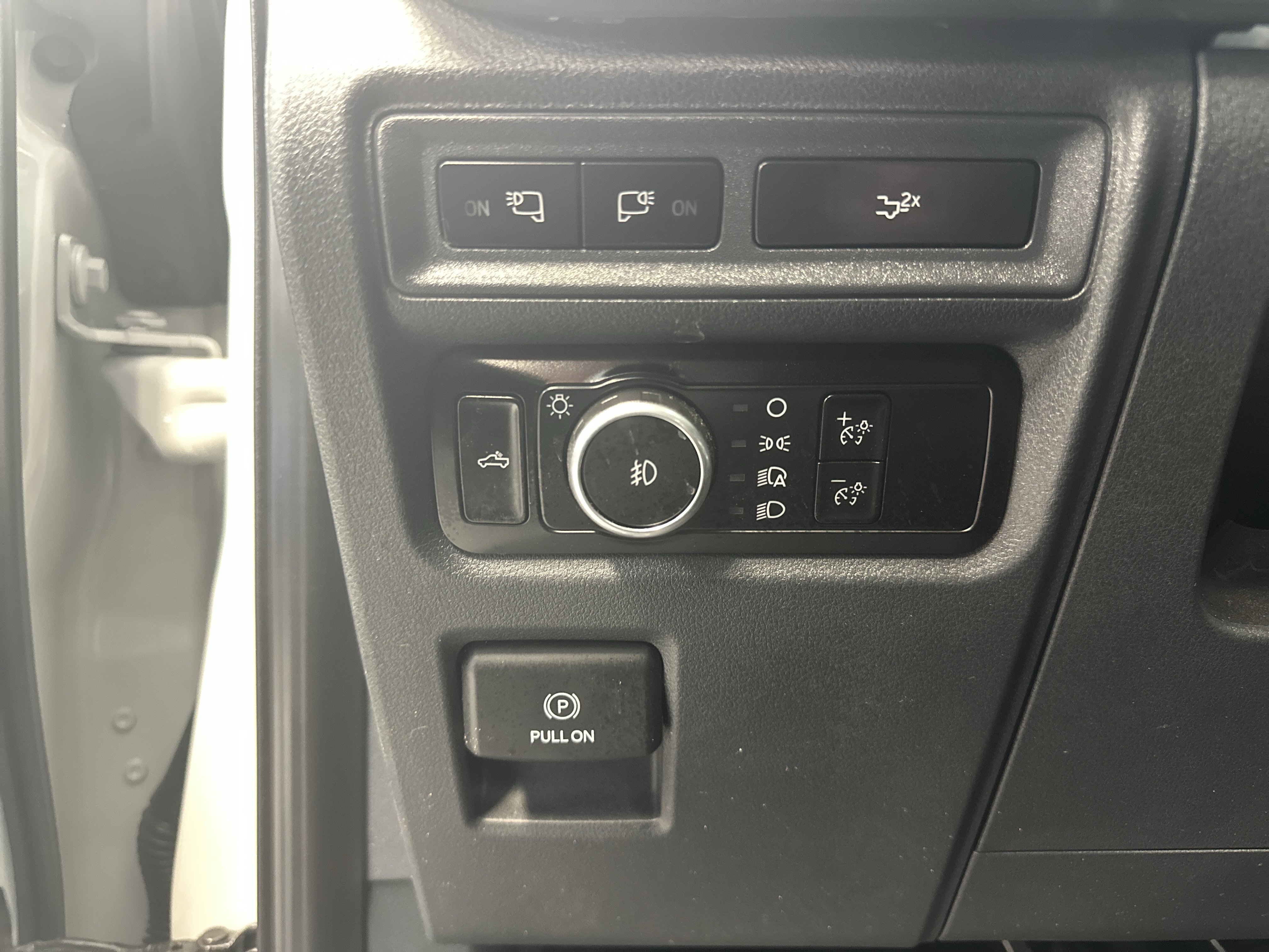 Used 2023 Ford F150 XLT w/ Equipment Group 302A High image 25