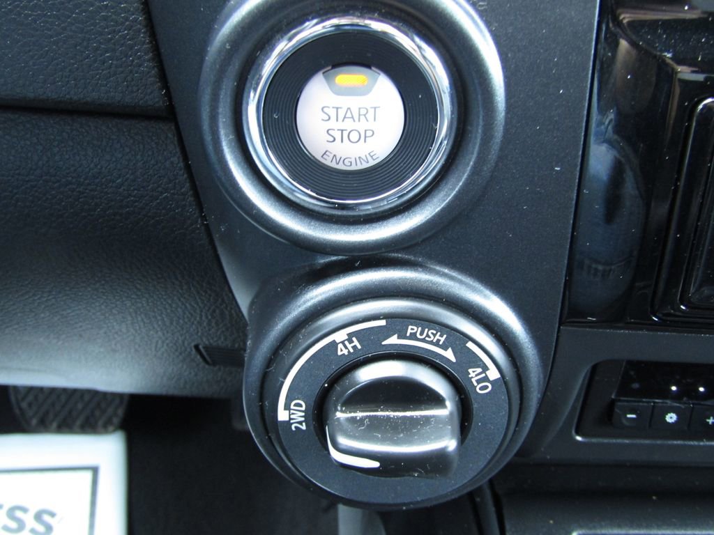 Used 2024 Nissan Titan PRO-4X w/ Pro-4x Utility Package image 27