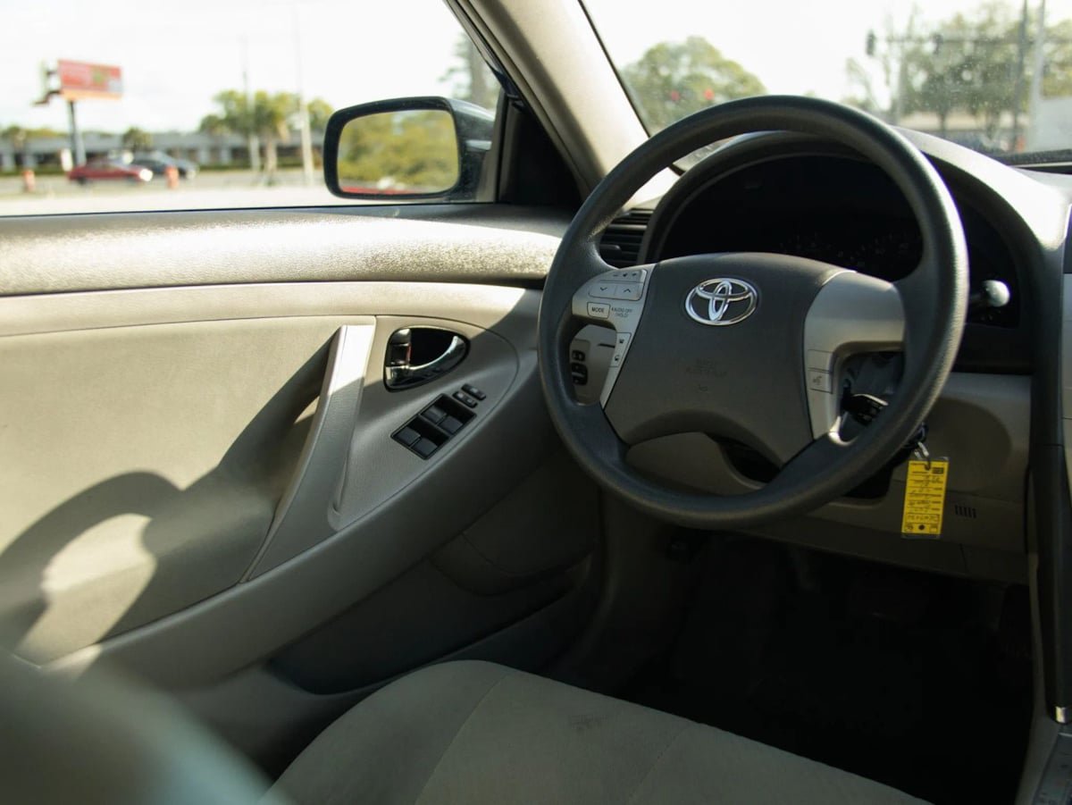 Used 2007 Toyota Camry XLE FWD image 22
