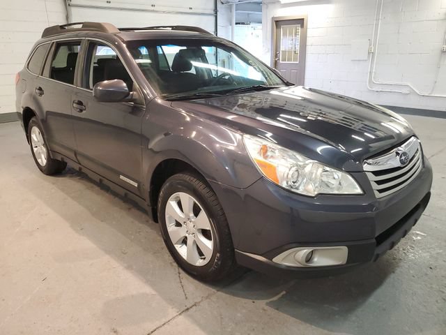 Used 2011 Subaru Outback 2.5i Premium AWD/4WD image 9