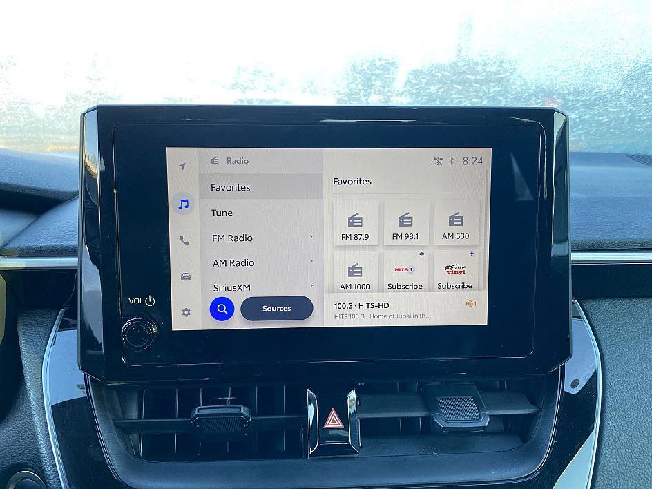 Certified 2025 Toyota Corolla SE image 17