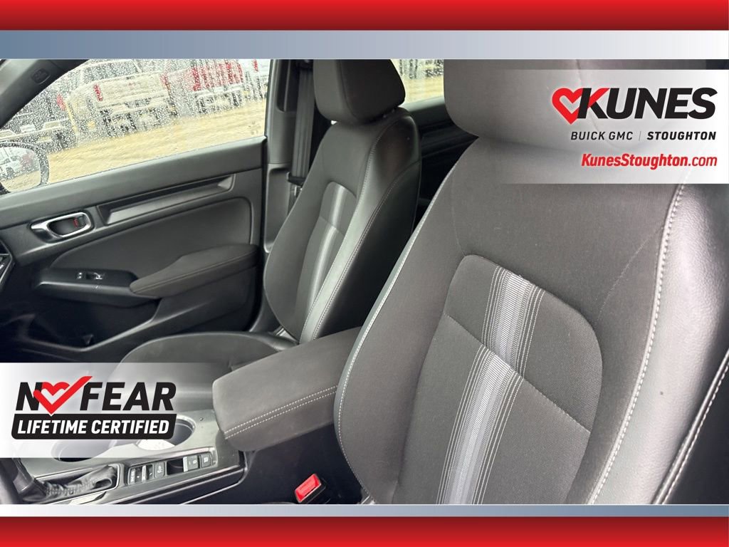 Used 2025 Honda Civic Sport image 23