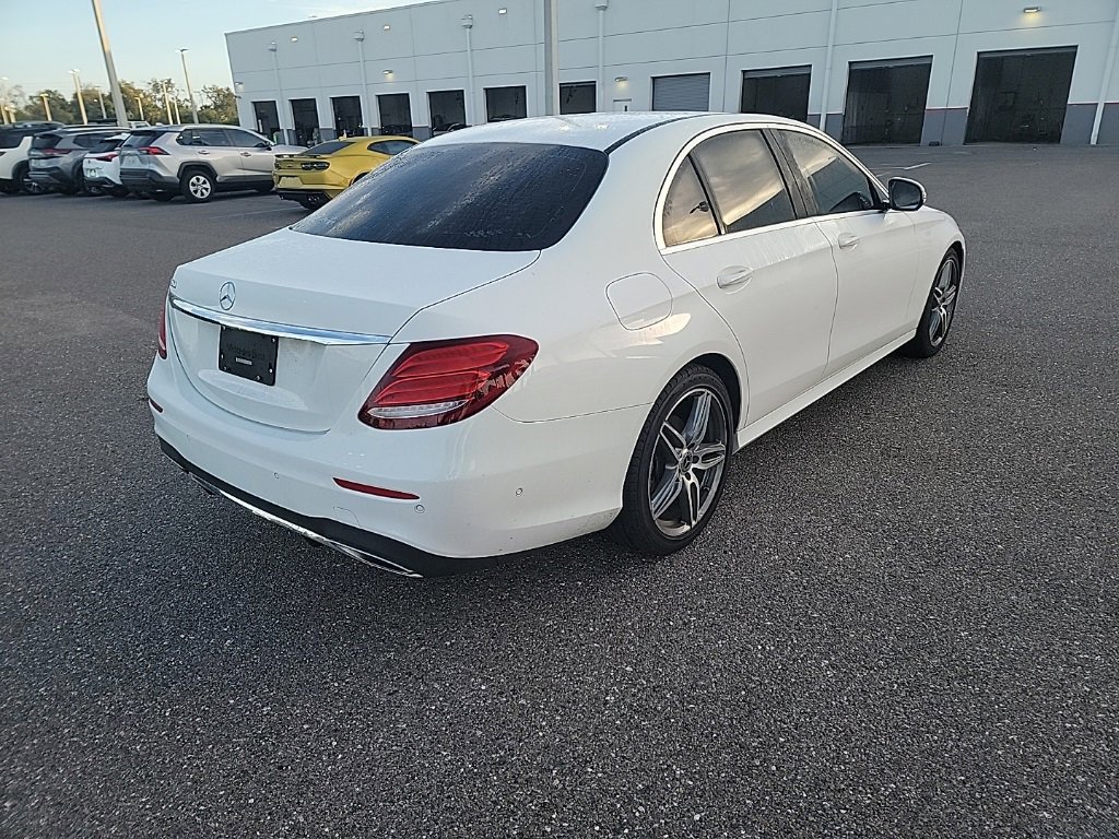 Used 2019 Mercedes-Benz E 300 image 3